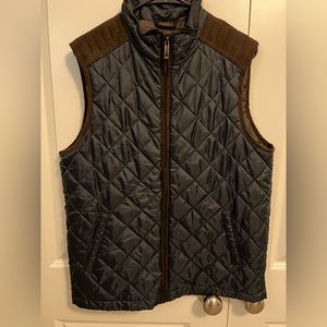 Johnston and Murphy Mens vest